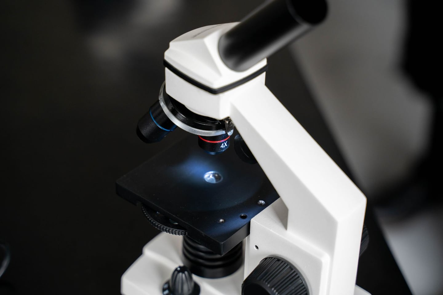 Laboratory research and scientific methods