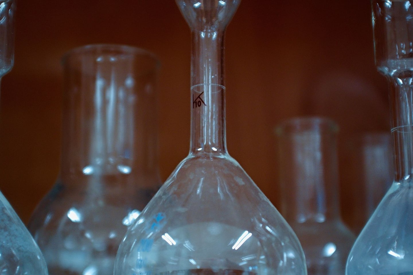 Laboratory research and scientific methods