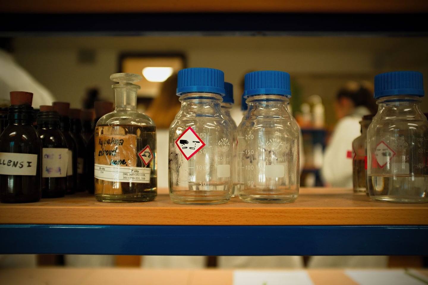 Laboratory research and scientific methods