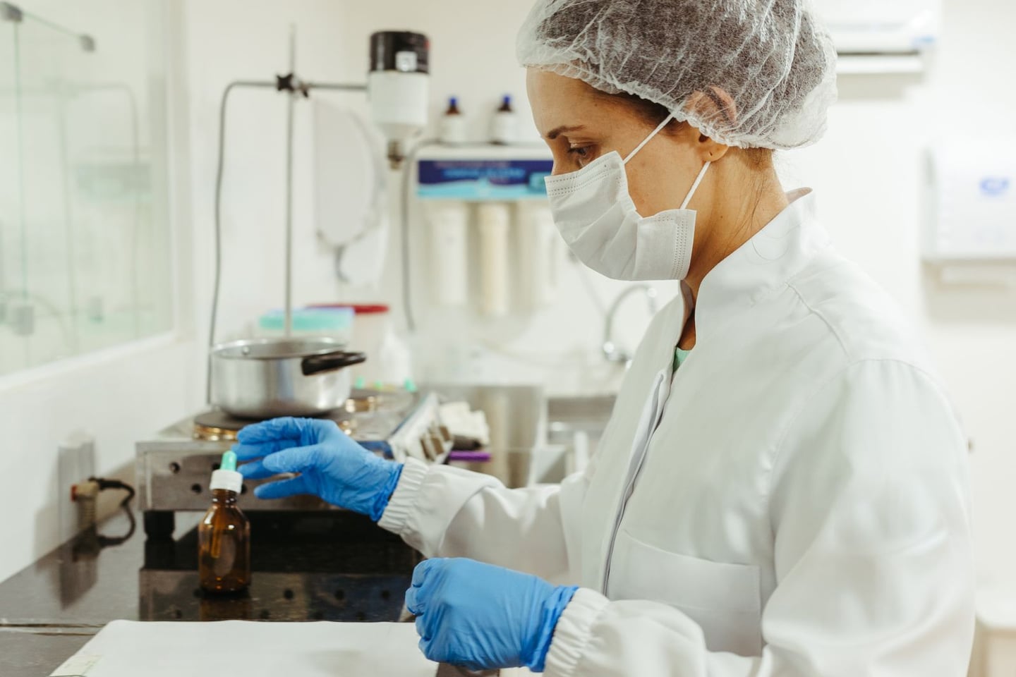 Laboratory research and scientific methods