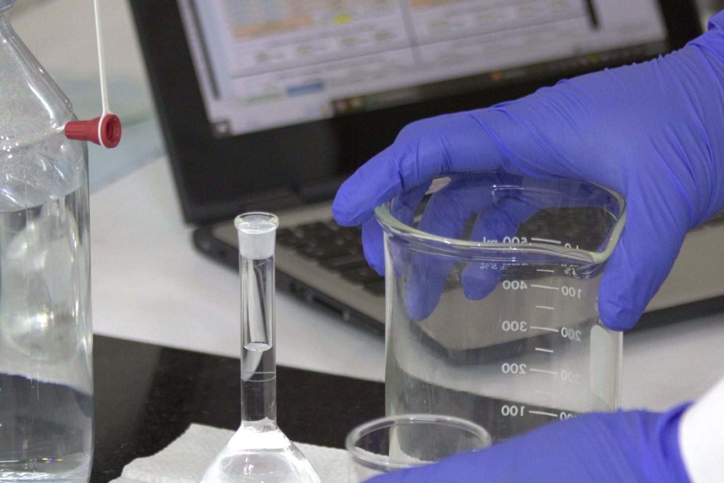 Laboratory research and scientific methods