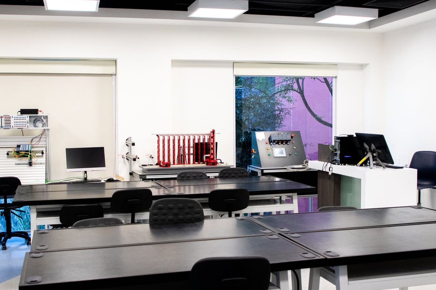 Laboratory research and scientific methods