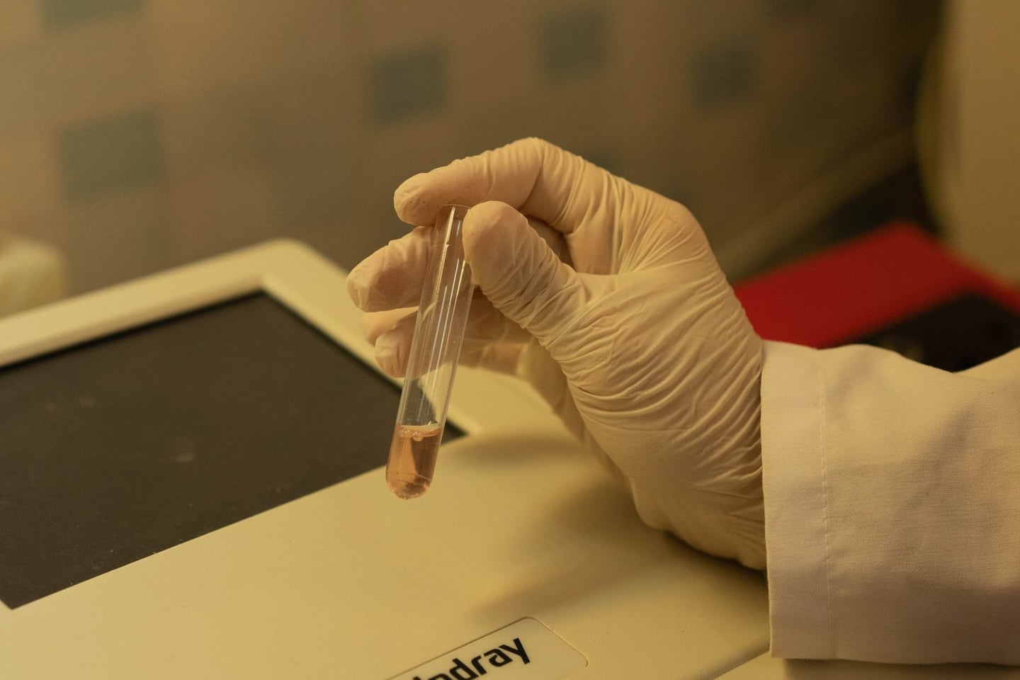 Laboratory research and scientific methods