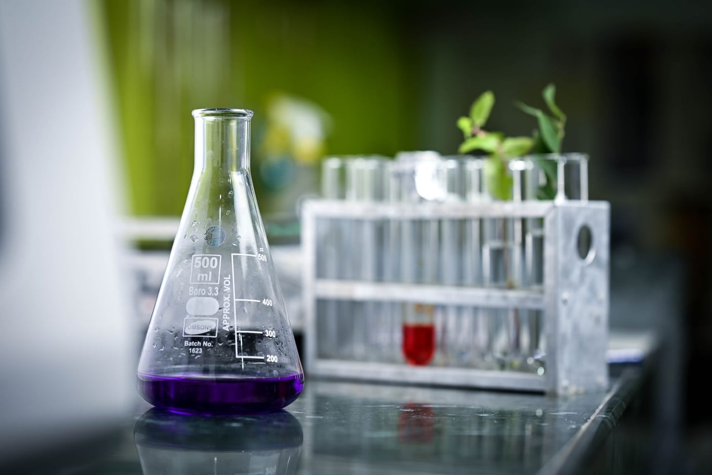 Laboratory research and scientific methods