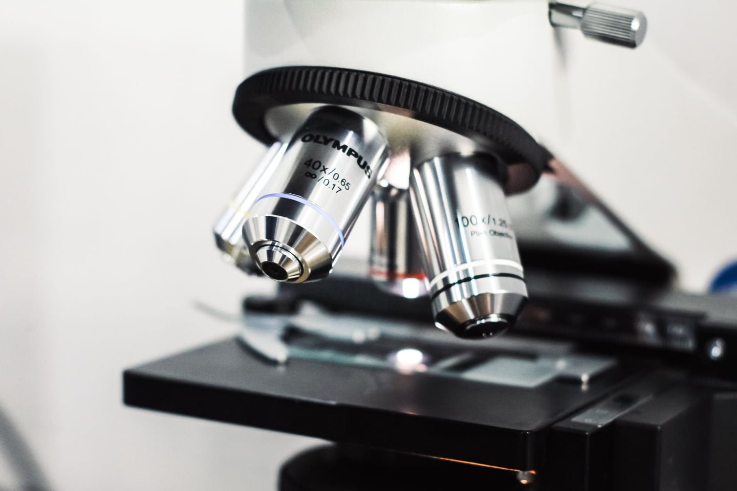 Laboratory research and scientific methods