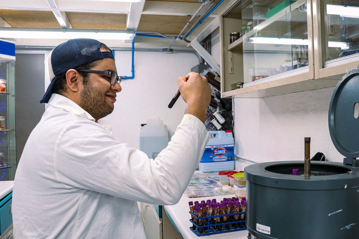 Laboratory research and scientific methods