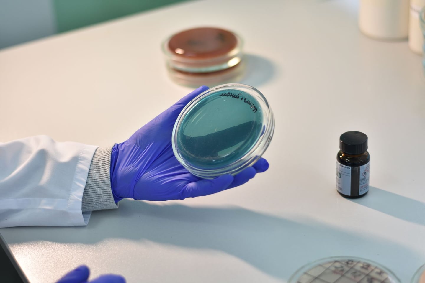 Laboratory research and scientific methods