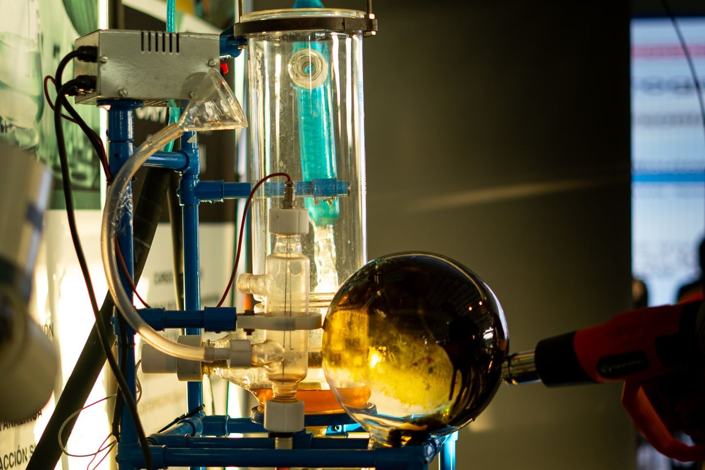Laboratory research and scientific methods