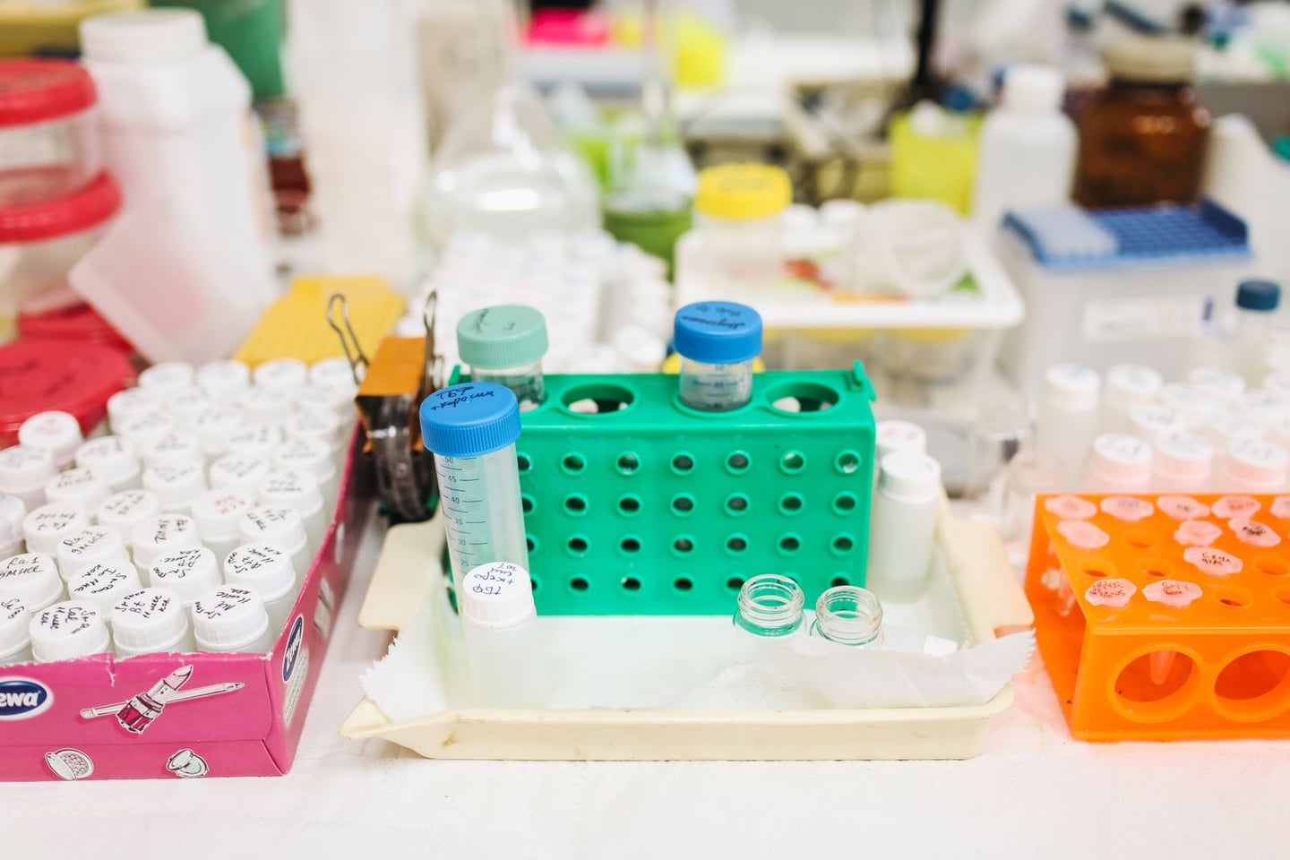 Laboratory research and scientific methods