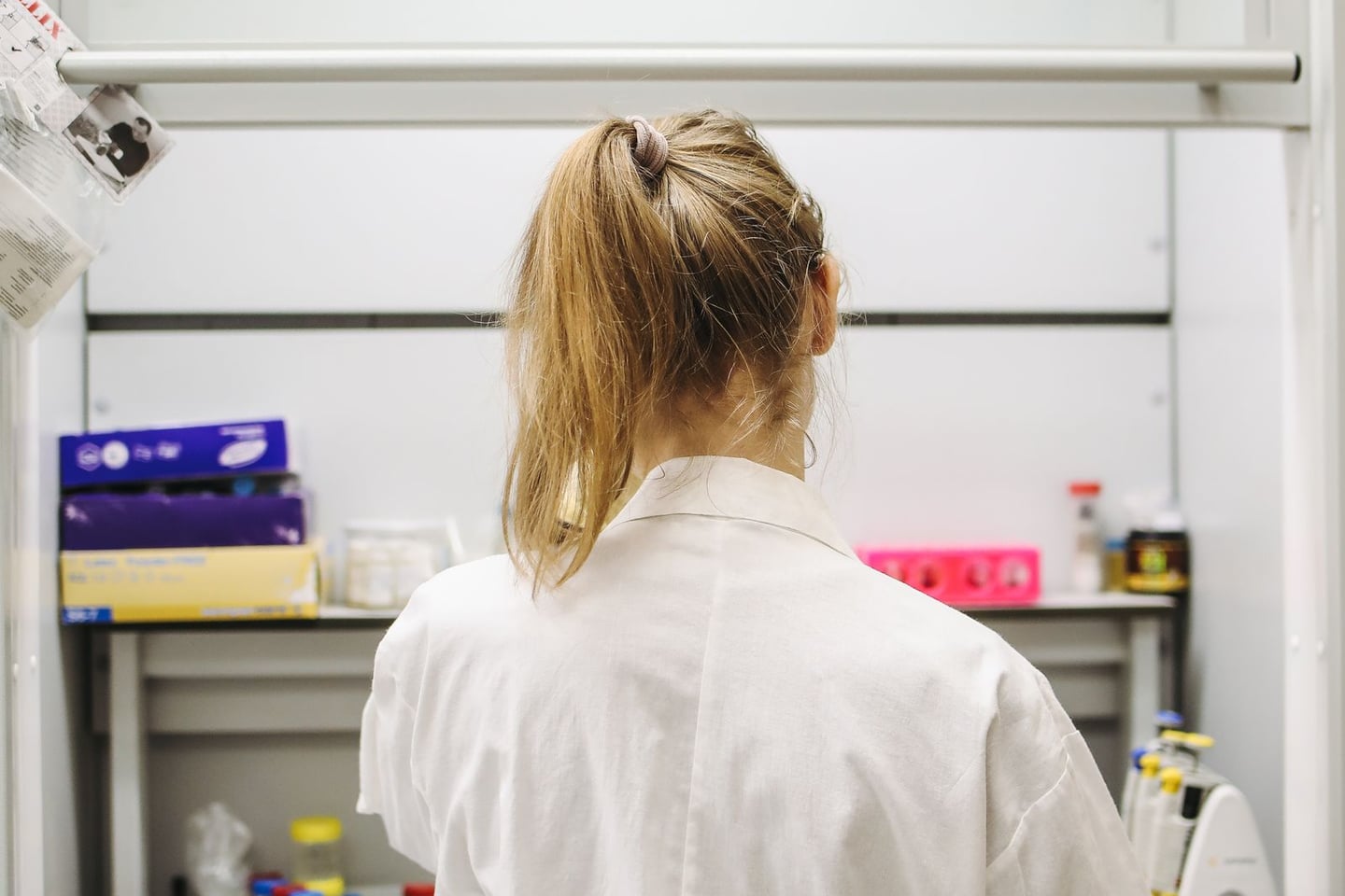 Laboratory research and scientific methods