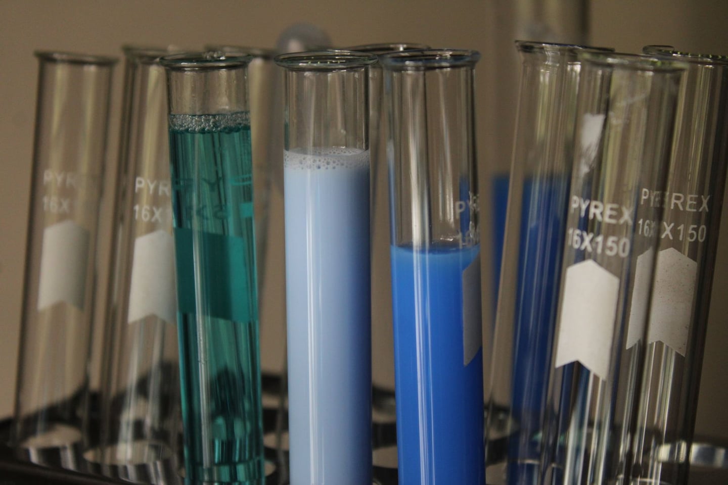 Laboratory research and scientific methods