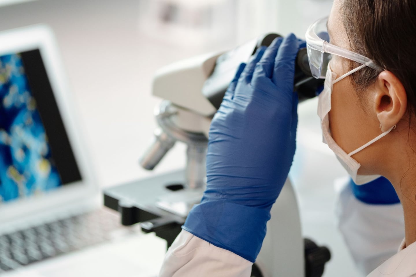 Laboratory research and scientific methods