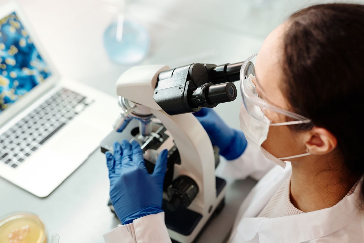 Laboratory research and scientific methods