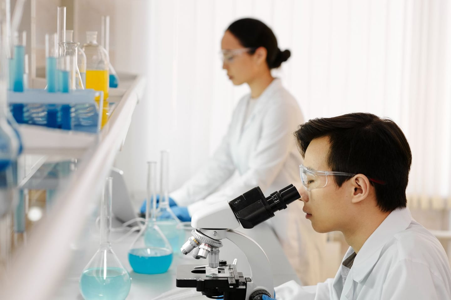 Laboratory research and scientific methods