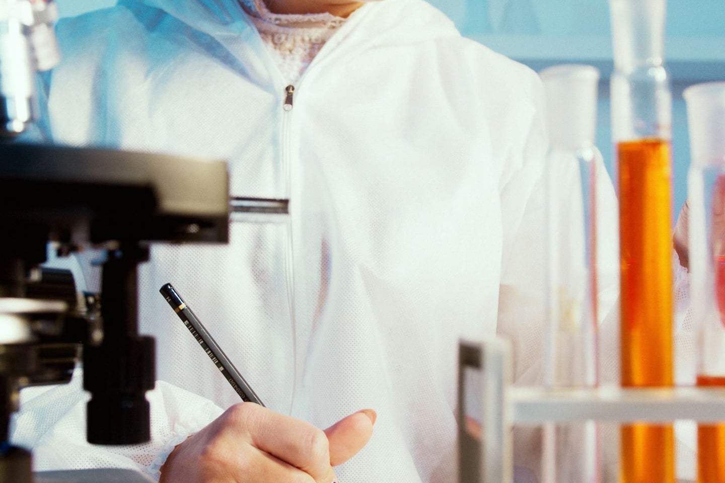 Laboratory research and scientific methods