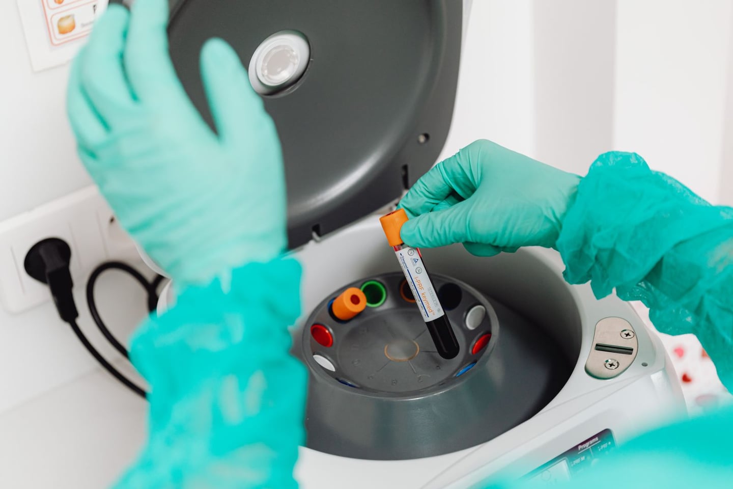 Laboratory research and scientific methods
