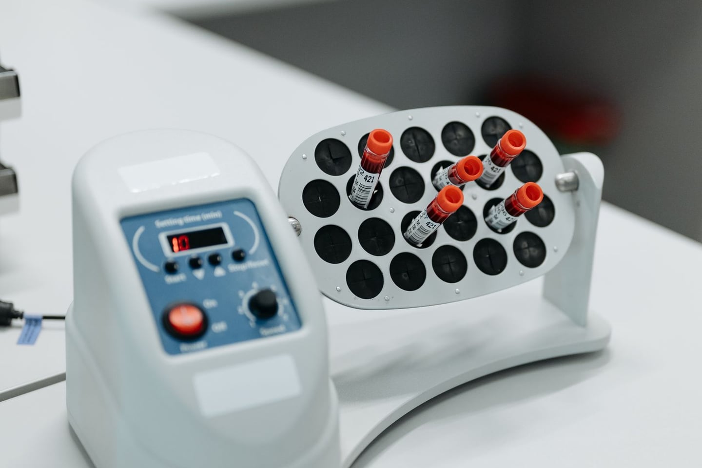 Laboratory research and scientific methods