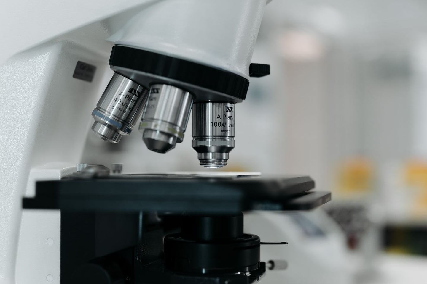 Laboratory research and scientific methods