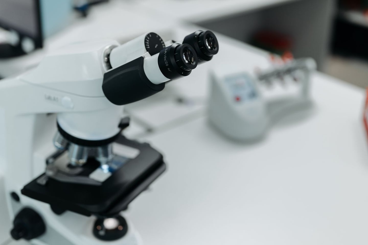 Laboratory research and scientific methods