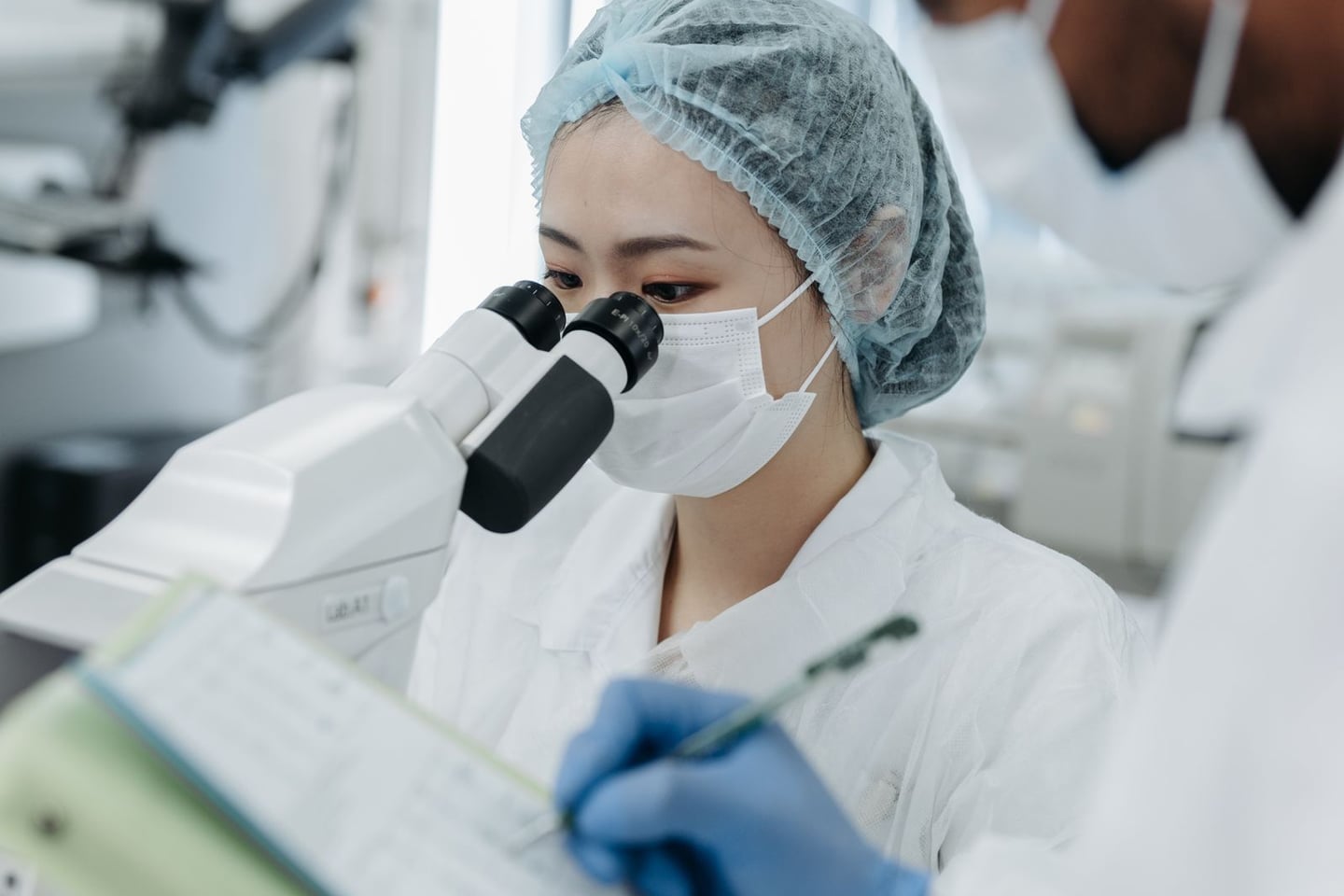 Laboratory research and scientific methods