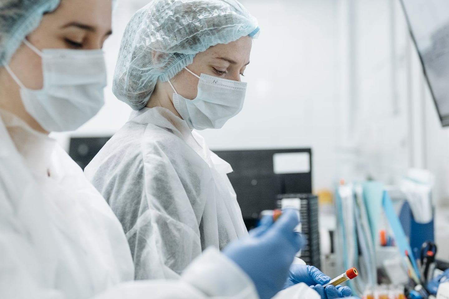 Laboratory research and scientific methods