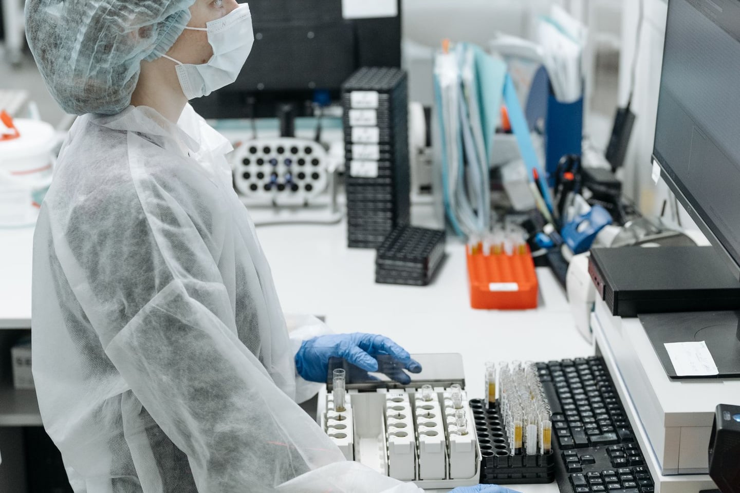 Laboratory research and scientific methods