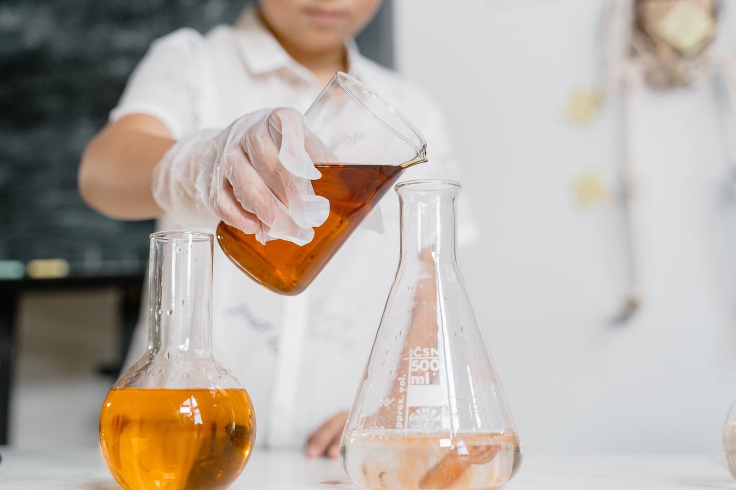 Laboratory research and scientific methods