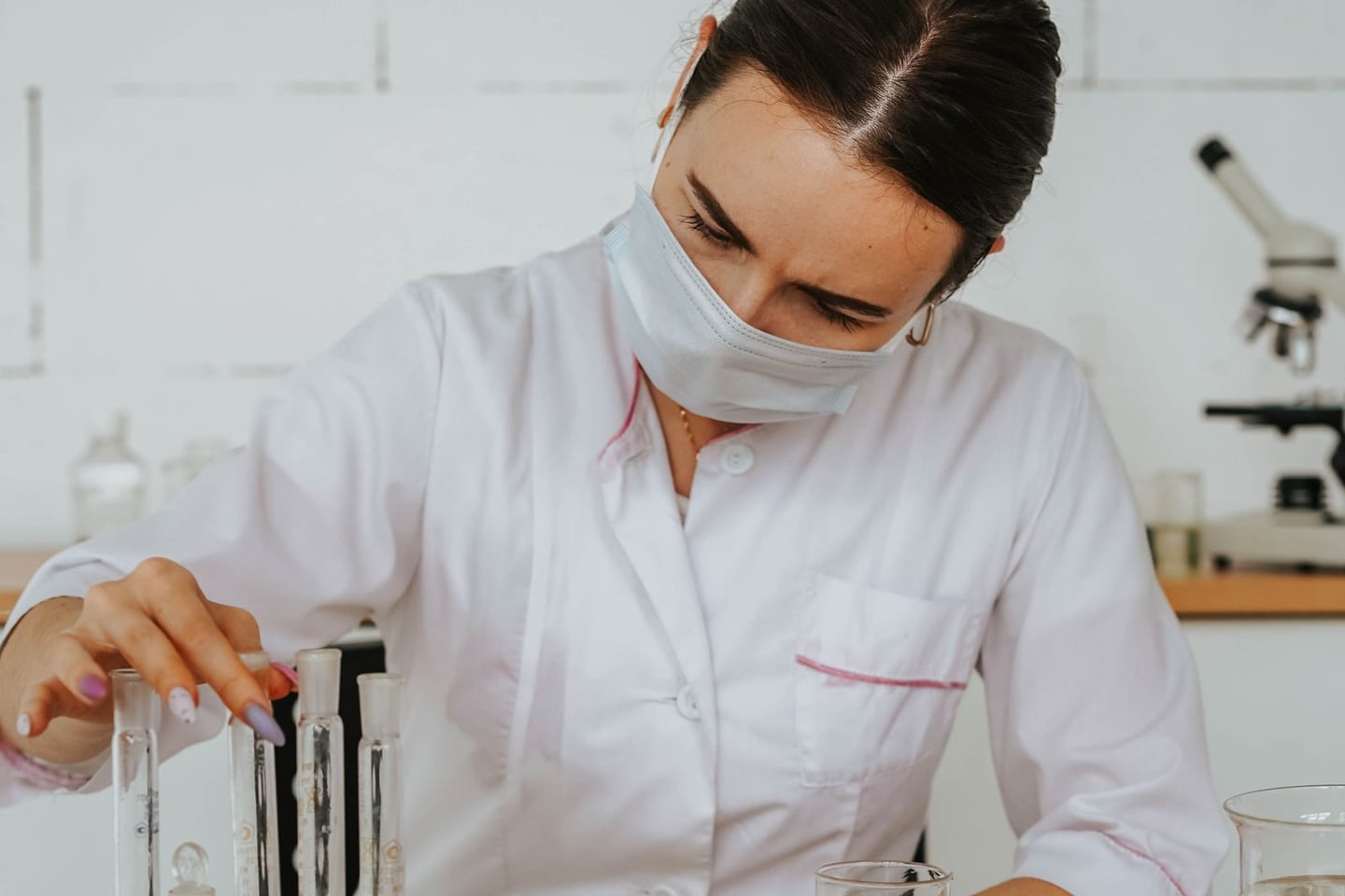 Laboratory research and scientific methods