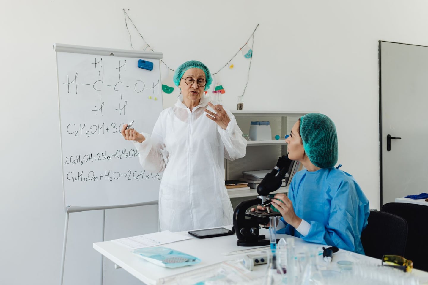 Laboratory research and scientific methods
