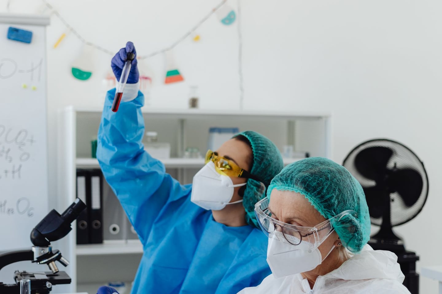 Laboratory research and scientific methods