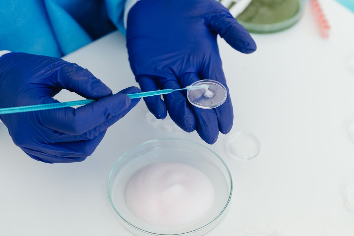 Laboratory research and scientific methods