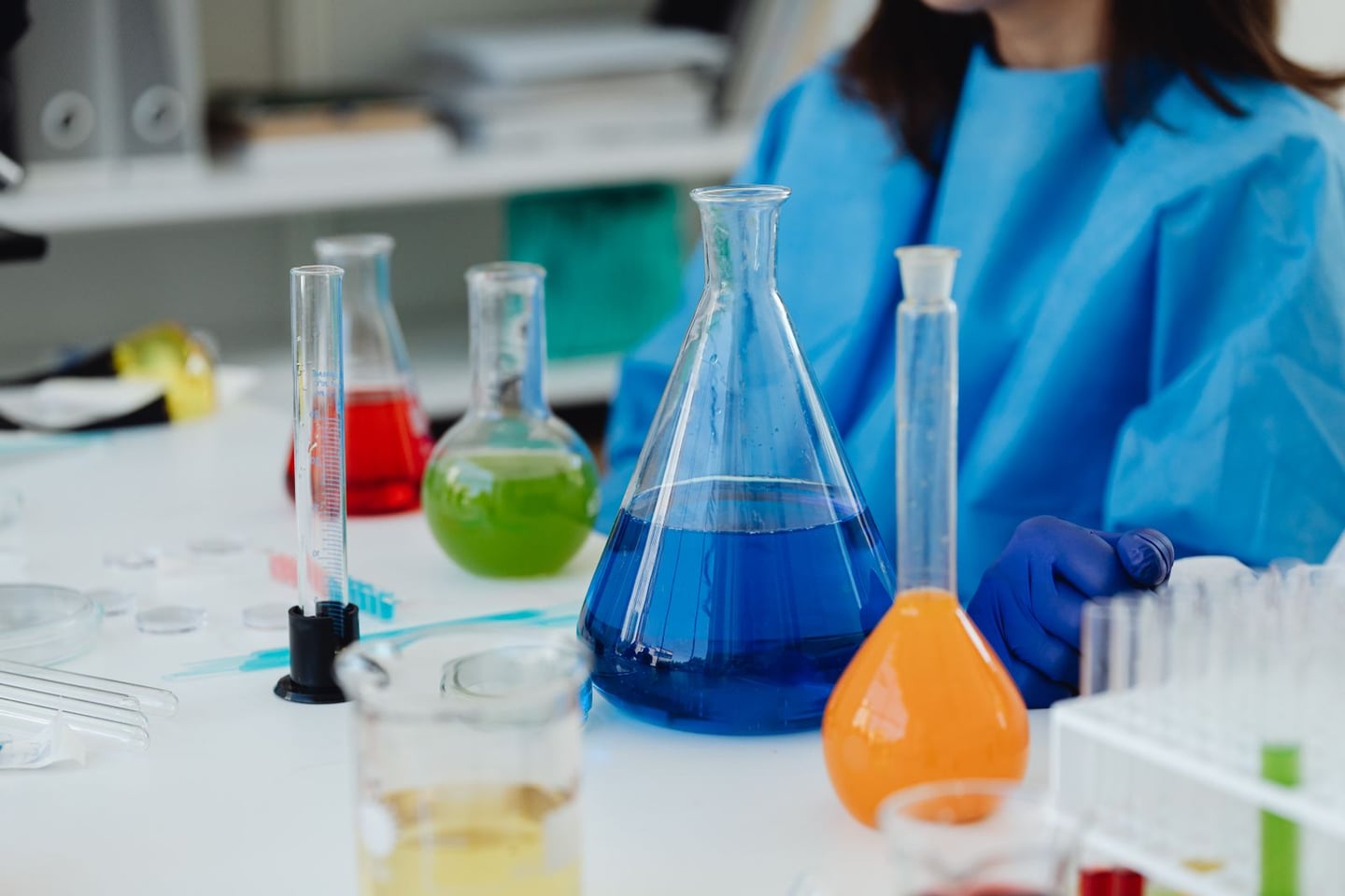 Laboratory research and scientific methods