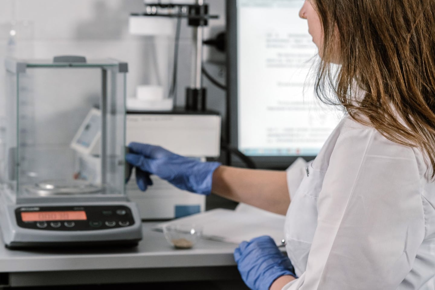 Laboratory research and scientific methods