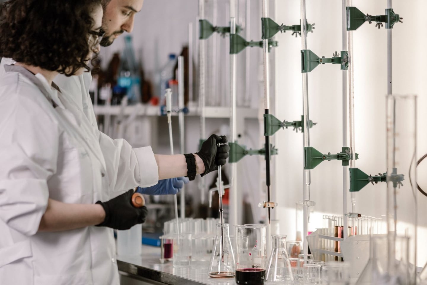 Laboratory research and scientific methods