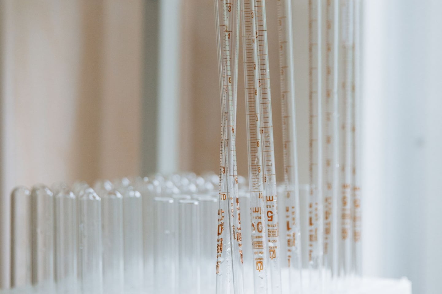 Laboratory research and scientific methods