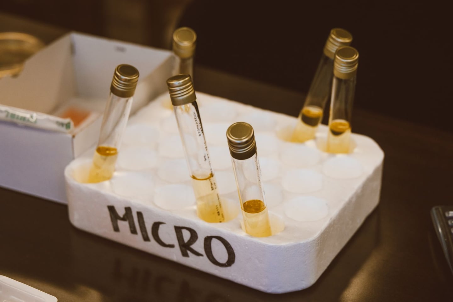 Laboratory research and scientific methods