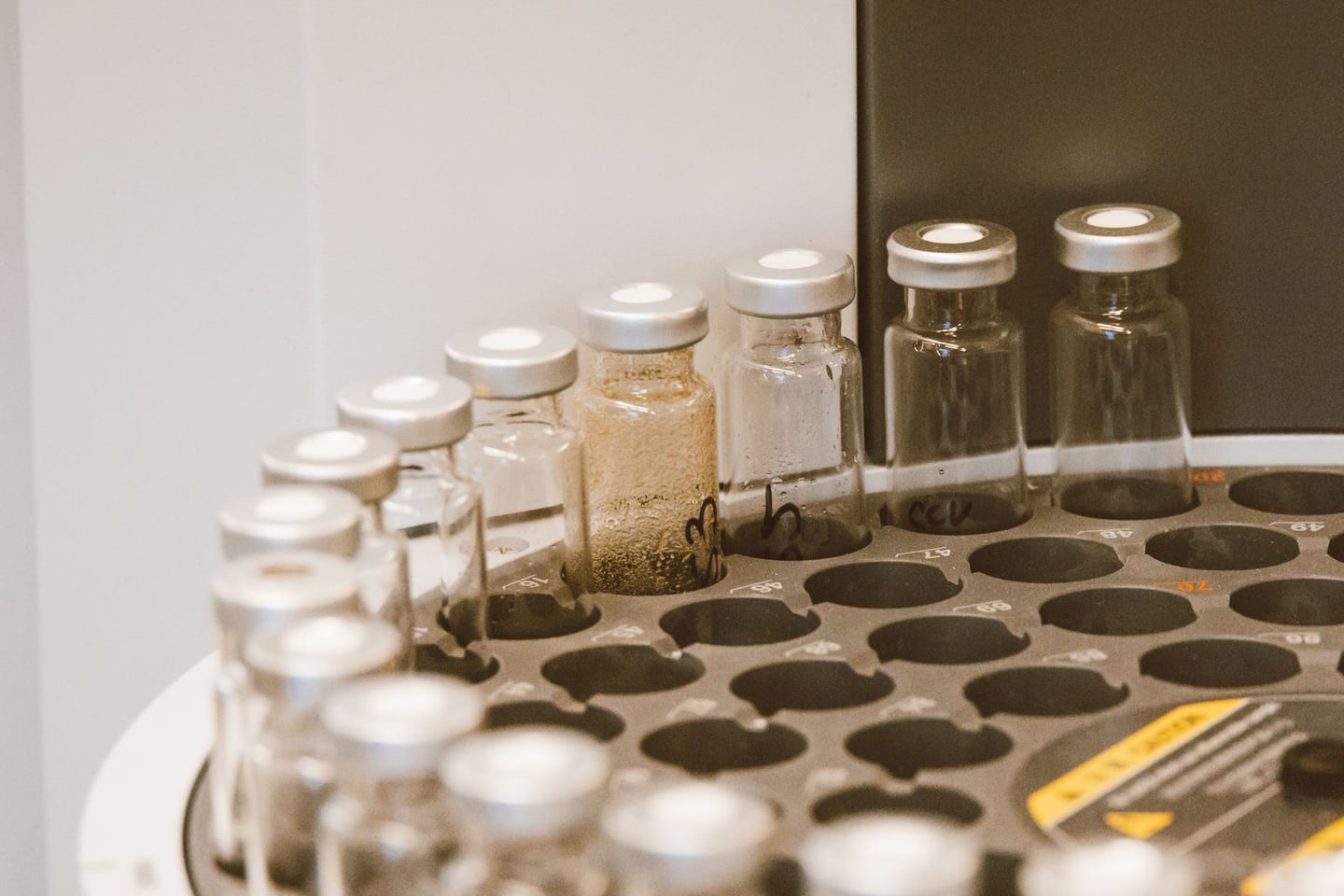 Laboratory research and scientific methods