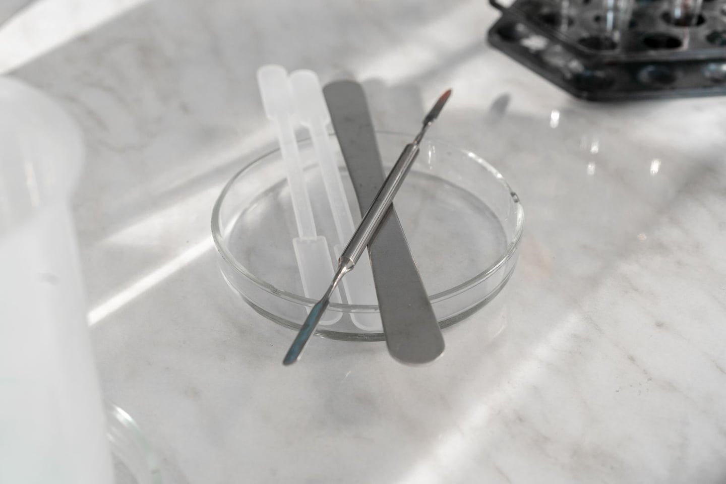 Laboratory research and scientific methods