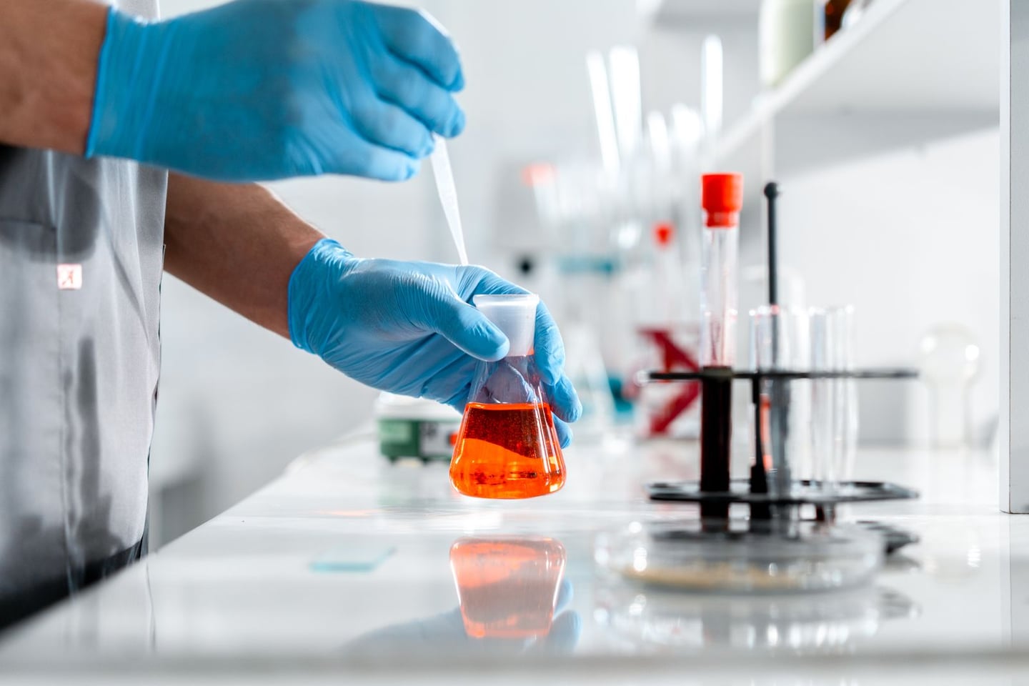 Laboratory research and scientific methods