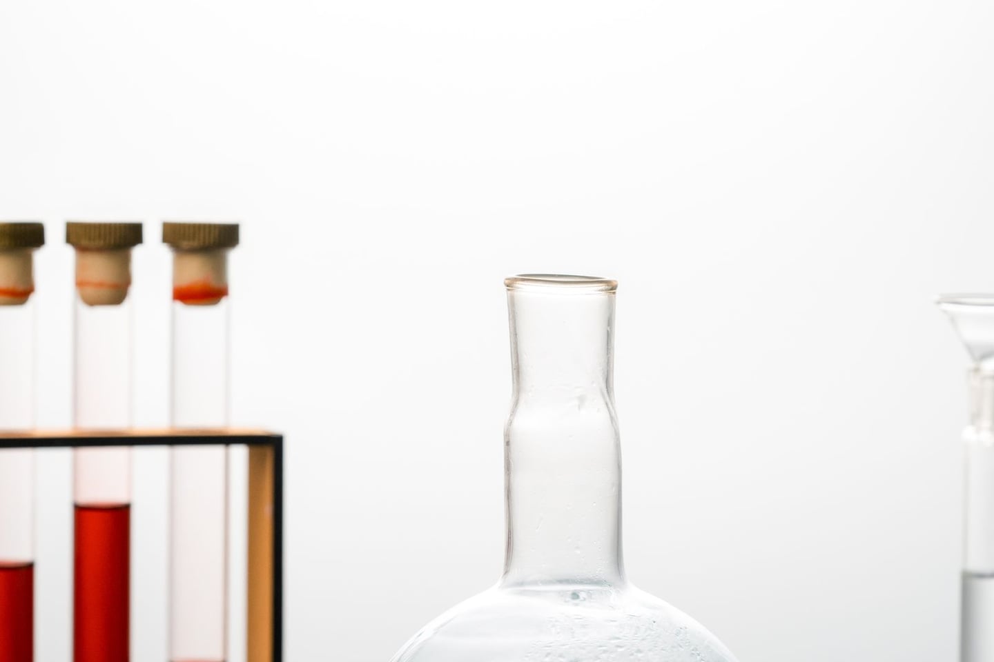 Laboratory research and scientific methods